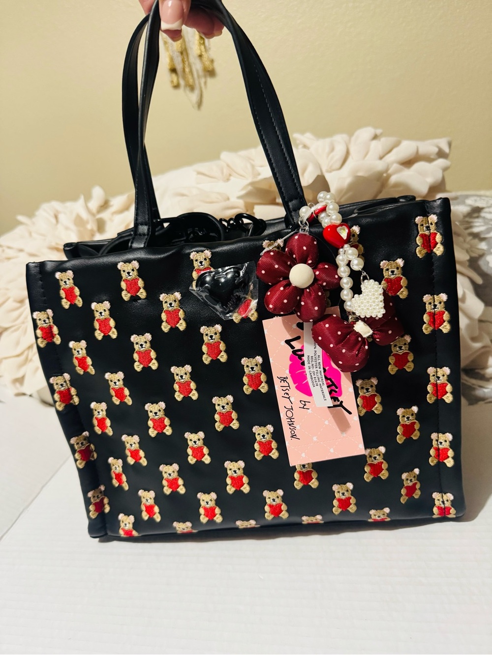 Betsey Johnson LBSIAN teddy bear tote BNWT